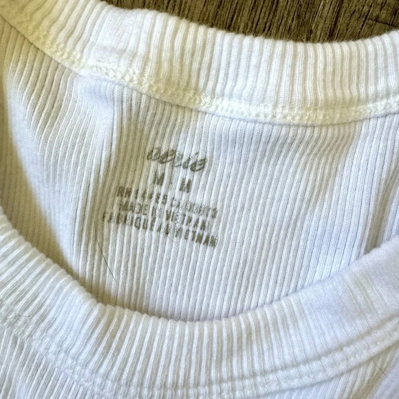 Aerie Free Spirit White Ribbed Crop Tank - Picture 3 of 4